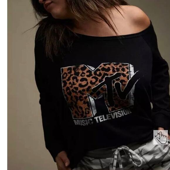 Torrid Plus Size 2 (2X 18/20) MTV Leopard Print Off Shoulder Terry Sweatshirt - Picture 2 of 3